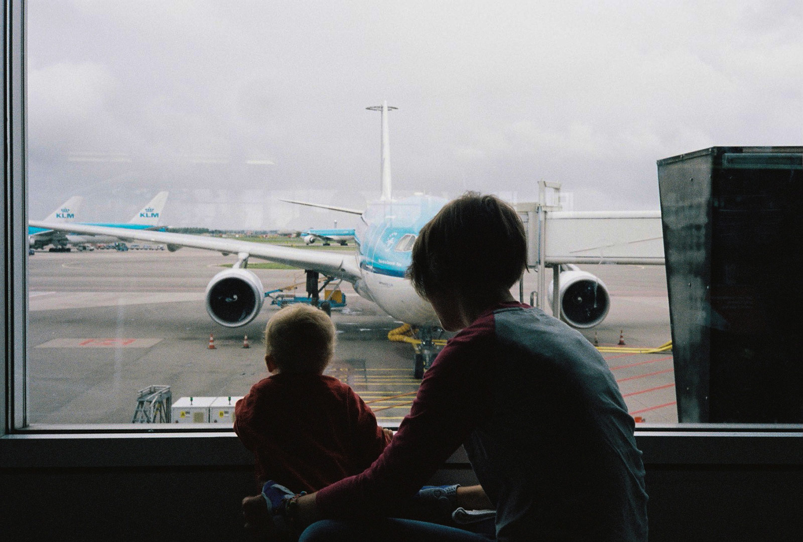 Albert and Gaga looking at planes on the airport