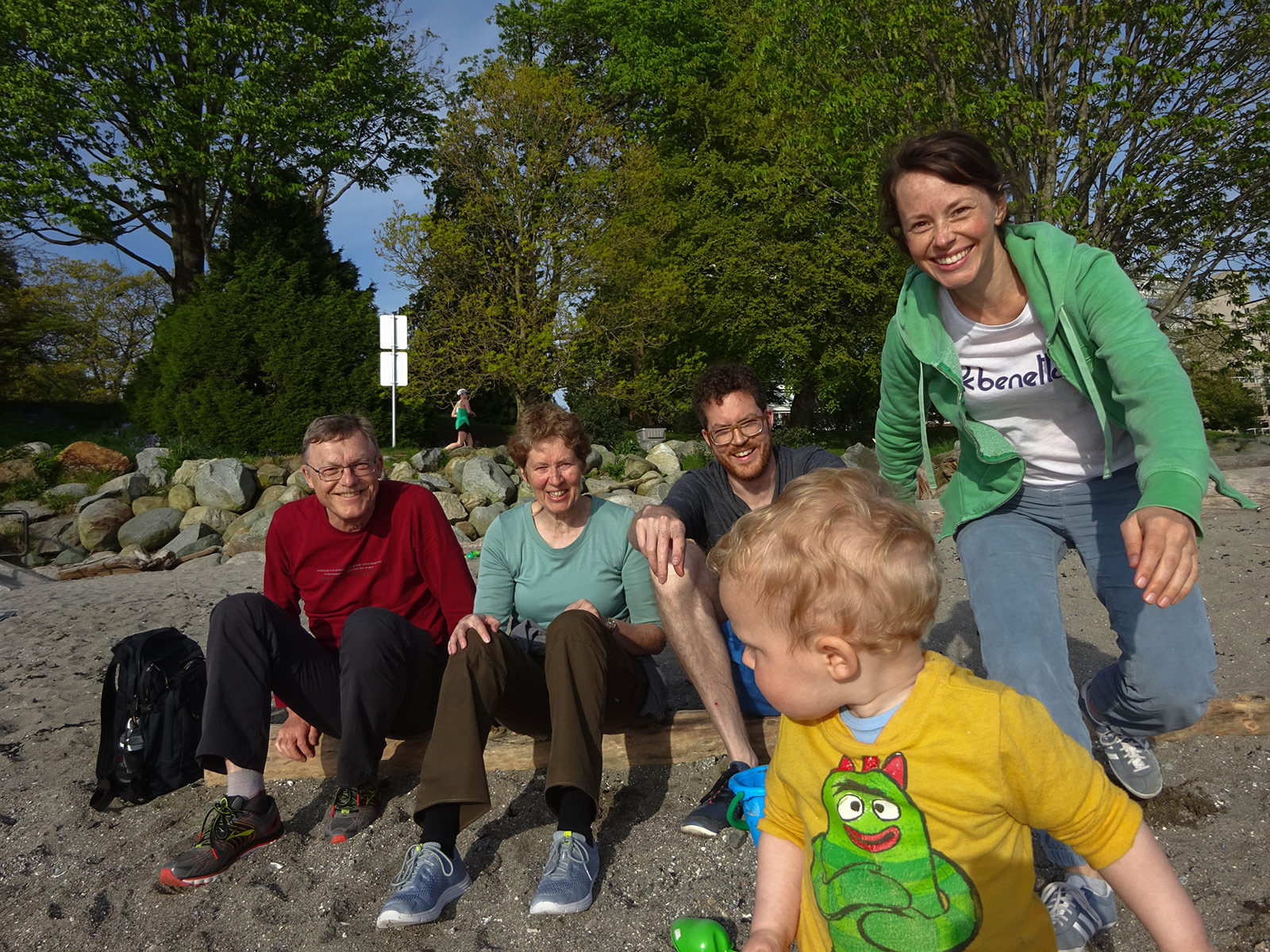 No, Albert! Come back here!